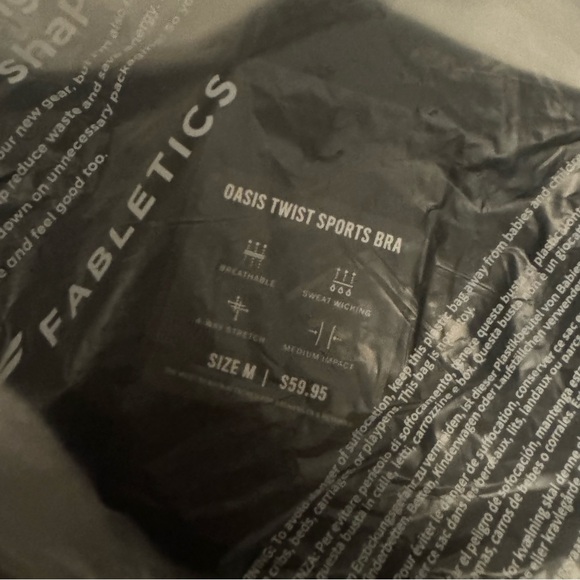 Oasis Twist Medium Impact Sports Bra - Picture 5 of 6